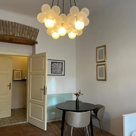 Apartment Apartma Aida 1908