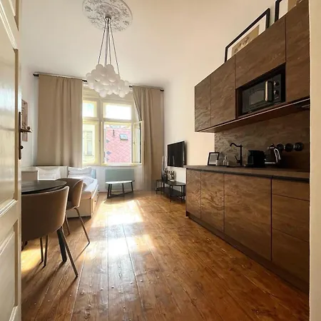 Apartma Aida 1908 קרלובי וארי